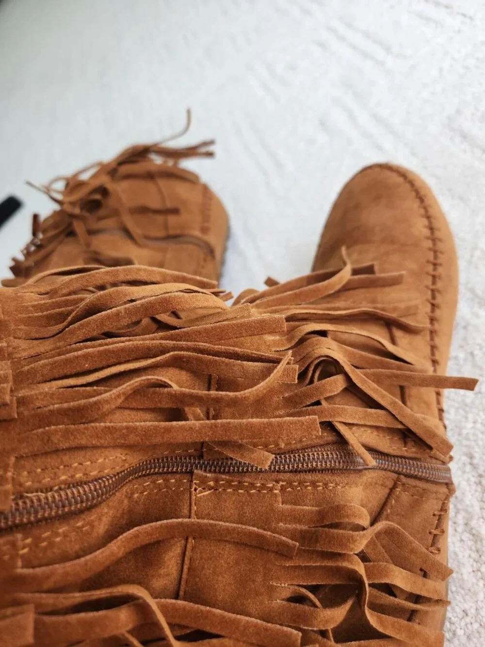 Fringe zip-on boots